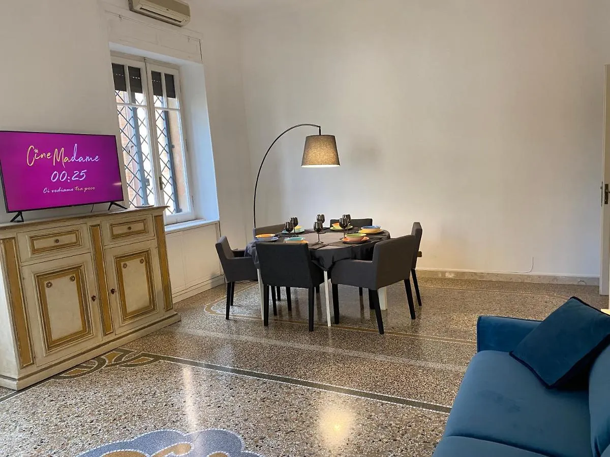 Bear House Apartment Rome 0*,  Italy