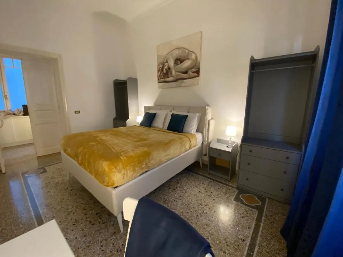Bear House Apartment Rome 0*,  Italy